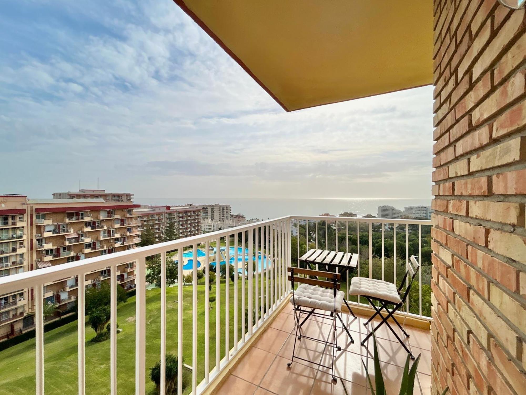 Acogedor Apartamento En Benalmadena Vistas Dış mekan fotoğraf